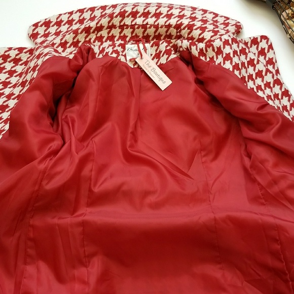 ***SOLD***Red & White Tailored Houndstooth Peacoat - Picture 7 of 8